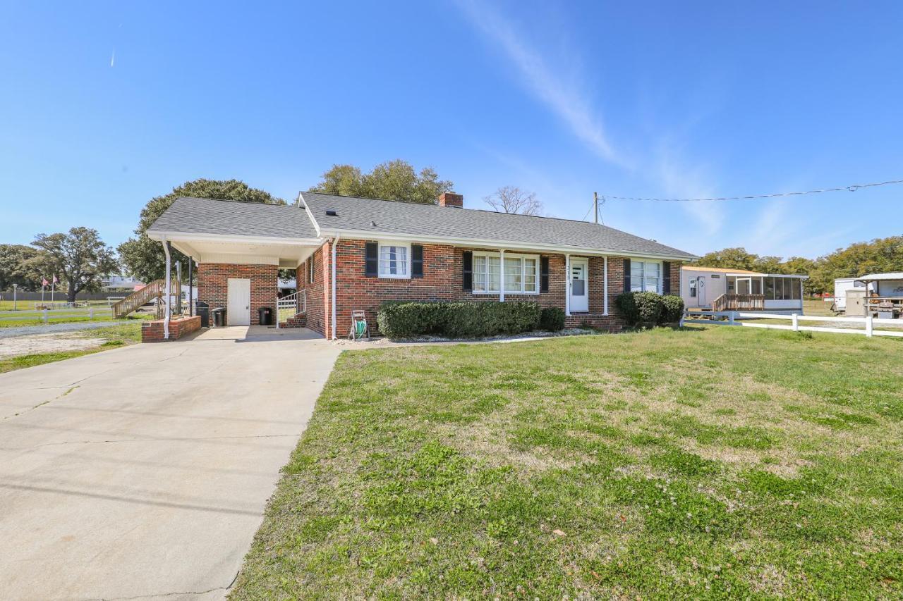 Spacious Home With Waterfront View-Welcome Pets Sneads Ferry Eksteriør bilde